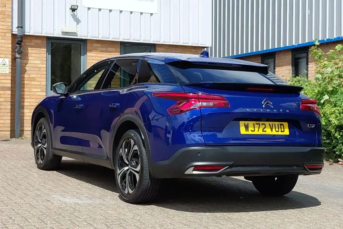 Used Citroën C5 X PureTech 128 HP (94 kW) 2023 Blue Estate