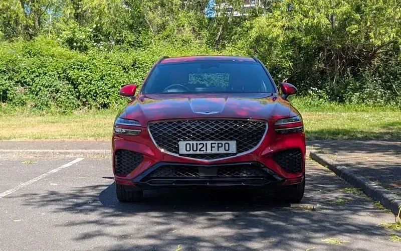 Used Genesis GV70 Sport 305 HP (224 kW) 2021 Red SUV