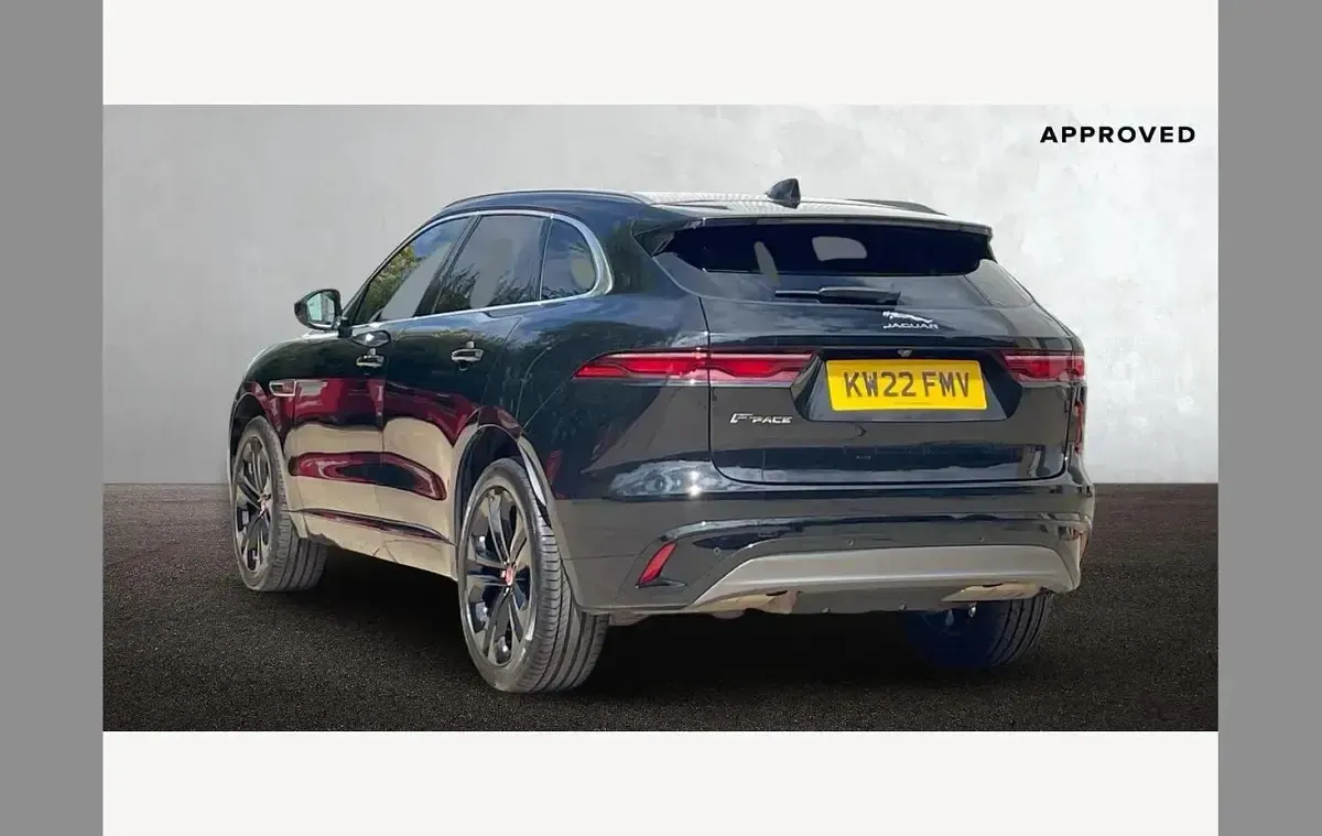 Used Jaguar F-Pace R-Dynamic 250 HP (183 kW) 2022 Santorini black SUV