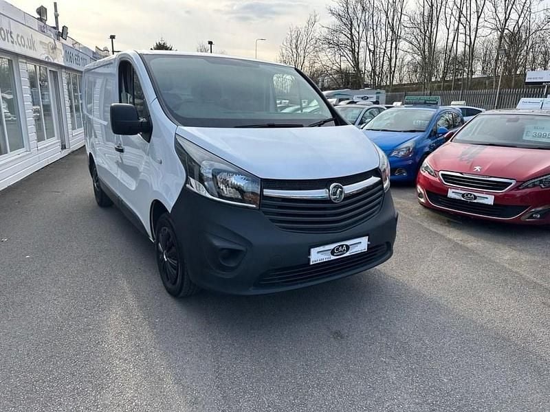 White Used 2016 Vauxhall Vivaro Van | £7,194 (Fair price) - Image 1/4