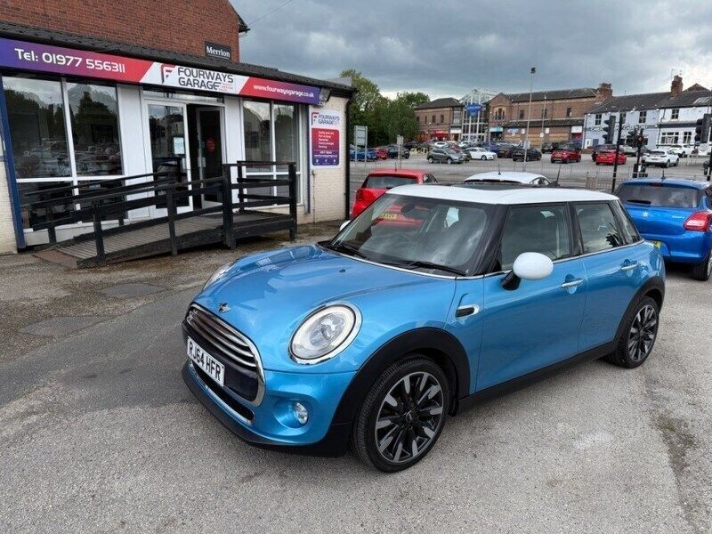 Metallic blue Used 2014 Mini Cooper Hatch Hatchback | £8,490 (Fair price) - Image 1/3