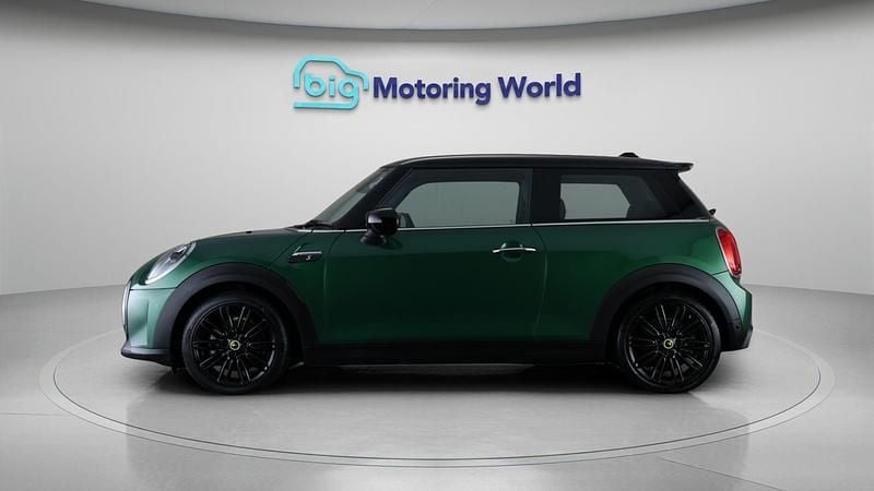 Used Mini Cooper SE Hatch 133 kW (181 HP) 2023 Hatchback