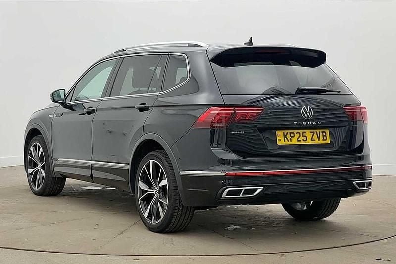 Used VW Tiguan Allspace R-line 150 HP (110 kW) 2025 Deep black pearl SUV