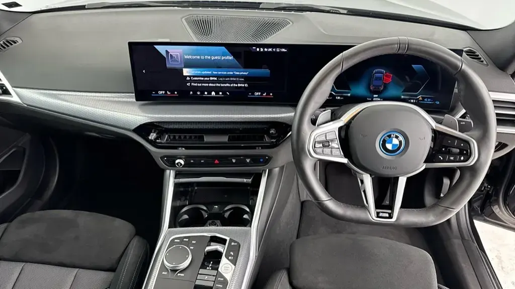 Used BMW 330e M Sport 292 HP (214 kW) 2025 Black Sedan