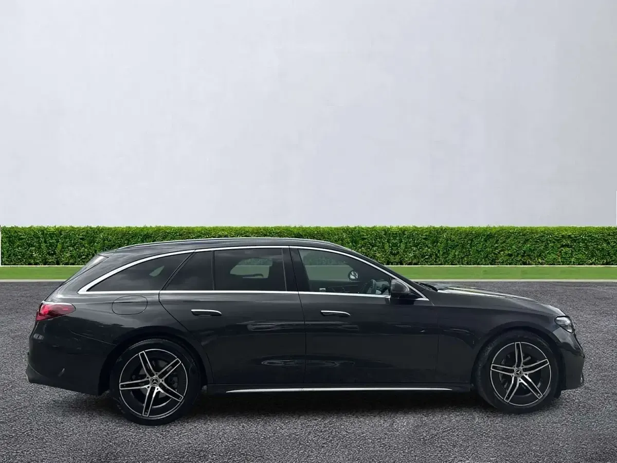 Used Mercedes E200 AMG Line Premium 227 HP (166 kW) 2025 Grey Estate