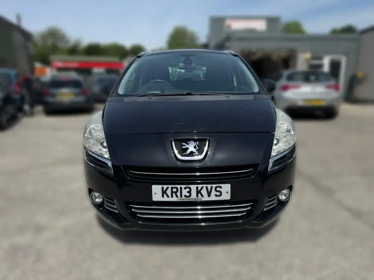 Used Peugeot 5008 Allure 150 HP (110 kW) 2013 Black MPV