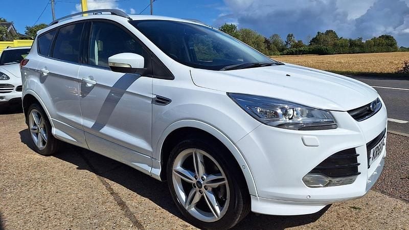 White Used 2015 Ford Kuga Titanium X SUV | £8,995 (Expensive) - Image 1/4