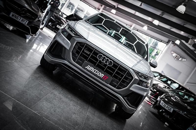 Used Audi Q8 S-Line 286 HP (210 kW) 2019 Silver SUV
