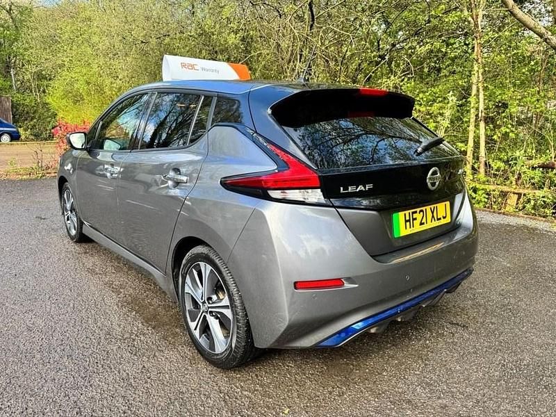 Used Nissan Leaf N-Connecta 110 kW (150 HP) 2021 Grey Hatchback