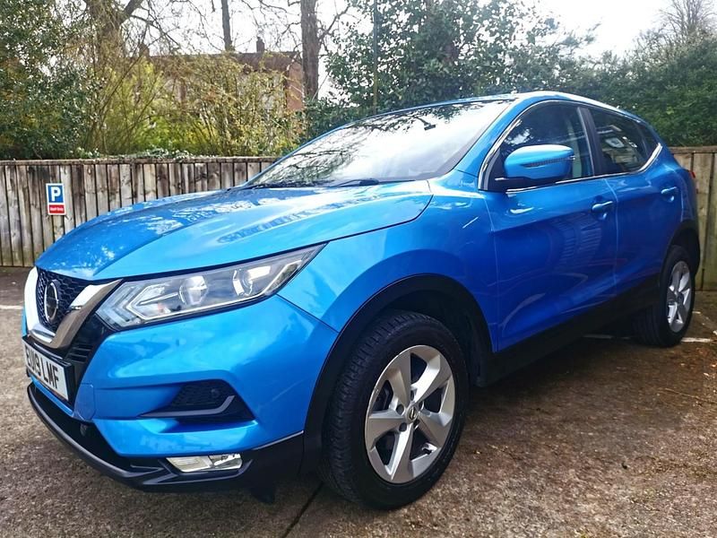 Used Nissan Qashqai Acenta Premium 115 HP (84 kW) 2019 Blue SUV