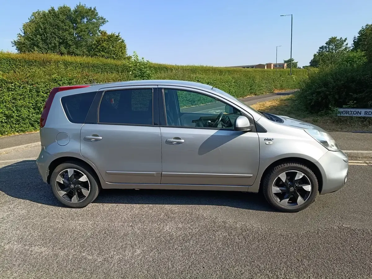 Used Nissan Note N-TEC 2012 Silver Hatchback
