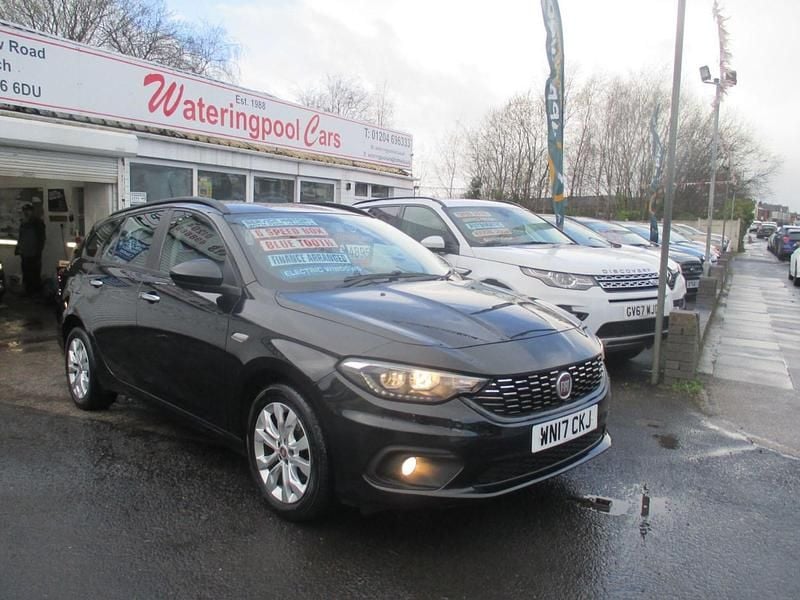 Used Fiat Tipo Easy Plus 120 HP (88 kW) 2017 Black Estate