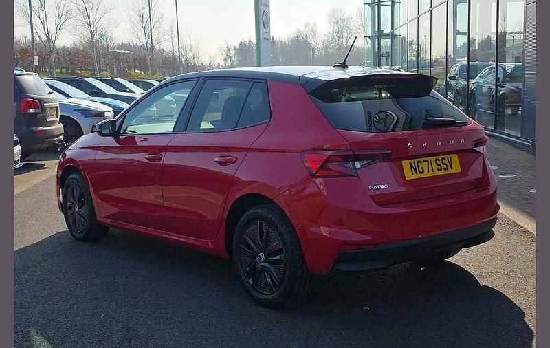 Used Skoda Fabia Colour Edition 94 HP (69 kW) 2022 Red Hatchback