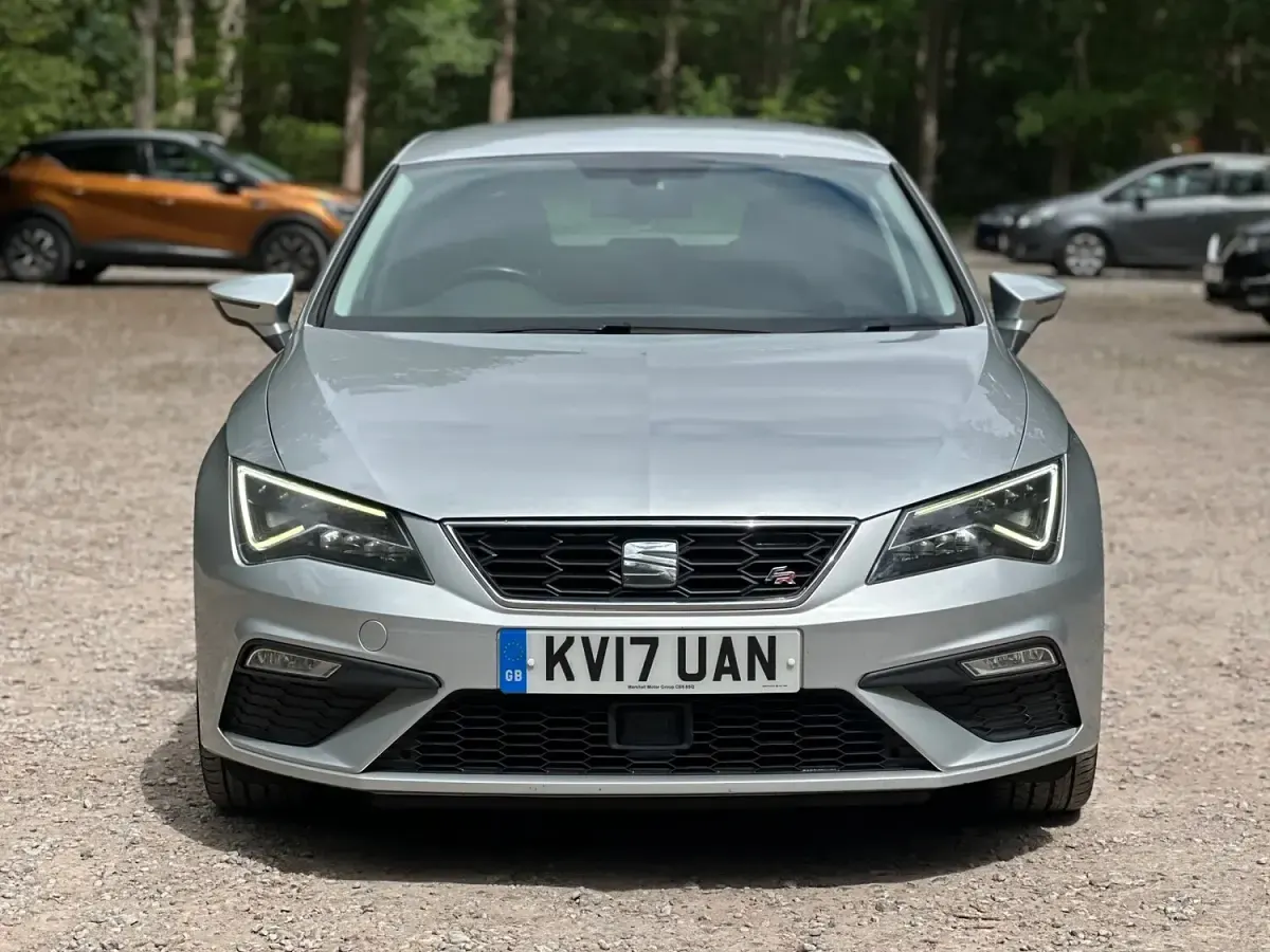 Used Seat Leon FR 150 HP (110 kW) 2017 Silver Hatchback