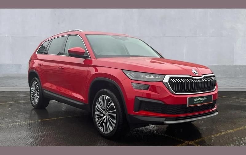 Red Used 2024 Skoda Kodiaq SE L Executive SUV | £28,702 (Good price) - Image 1/4