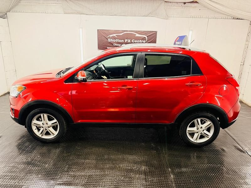 Used Ssangyong (KGM) Korando 2014 Red SUV