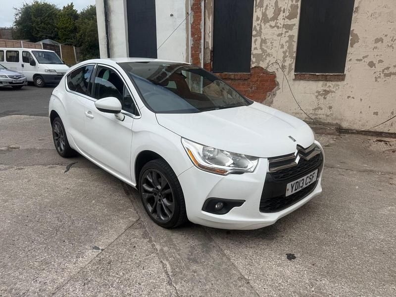 White Used 2013 Citroën DS4 Hatchback | £2,500 (Good price) - Image 1/4