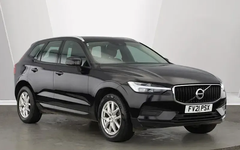 Usado Volvo XC60 Momentum 250 CV (183 kW) 2021 SUV