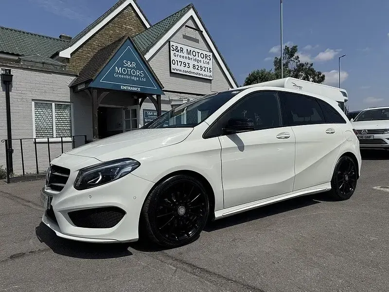 Used Mercedes B200 AMG Line Premium Plus 2016 White Hatchback