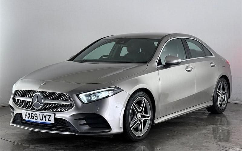 Used Mercedes A180 AMG Line Premium 116 HP (85 kW) 2019 Silver Sedan
