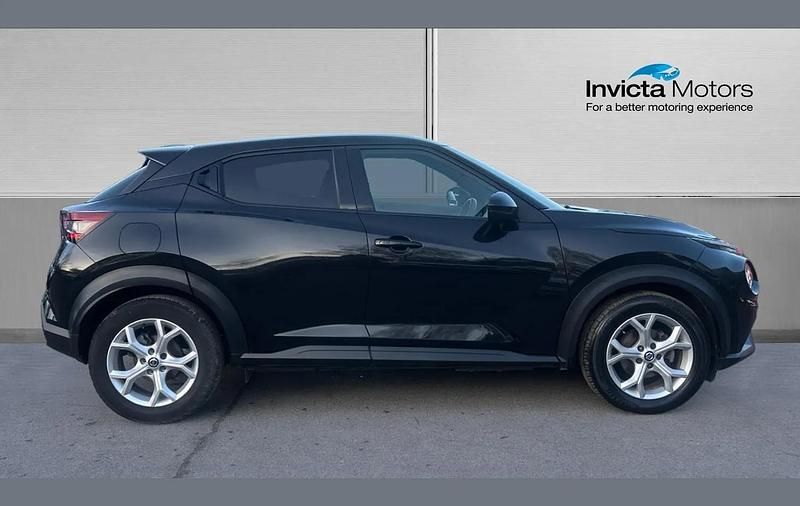 Used Nissan Juke N-Connecta 117 HP (86 kW) 2020 Black SUV