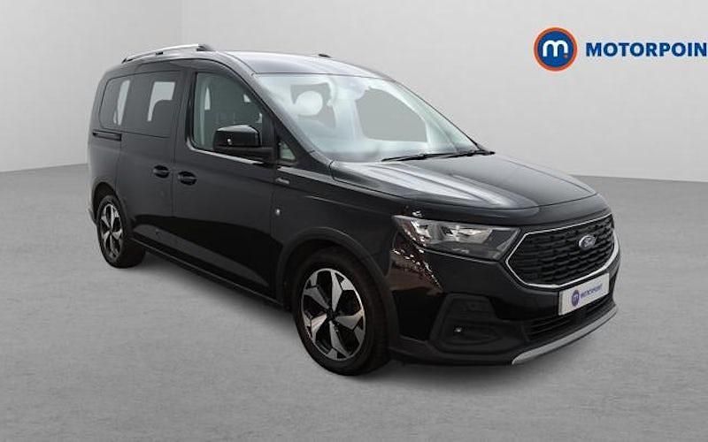 Usado Ford Tourneo Active 122 HP (89 kW) 2024 Carrinha