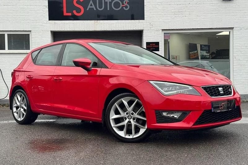 Red Used 2014 Seat Leon FR Hatchback | £6,495 (Fair price) - Image 1/1
