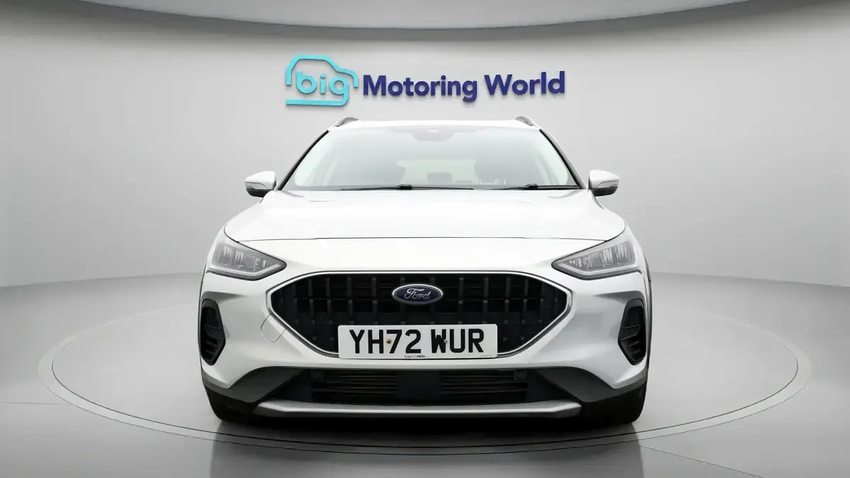 Used Ford Focus Active 125 HP (91 kW) 2023 Silver Estate