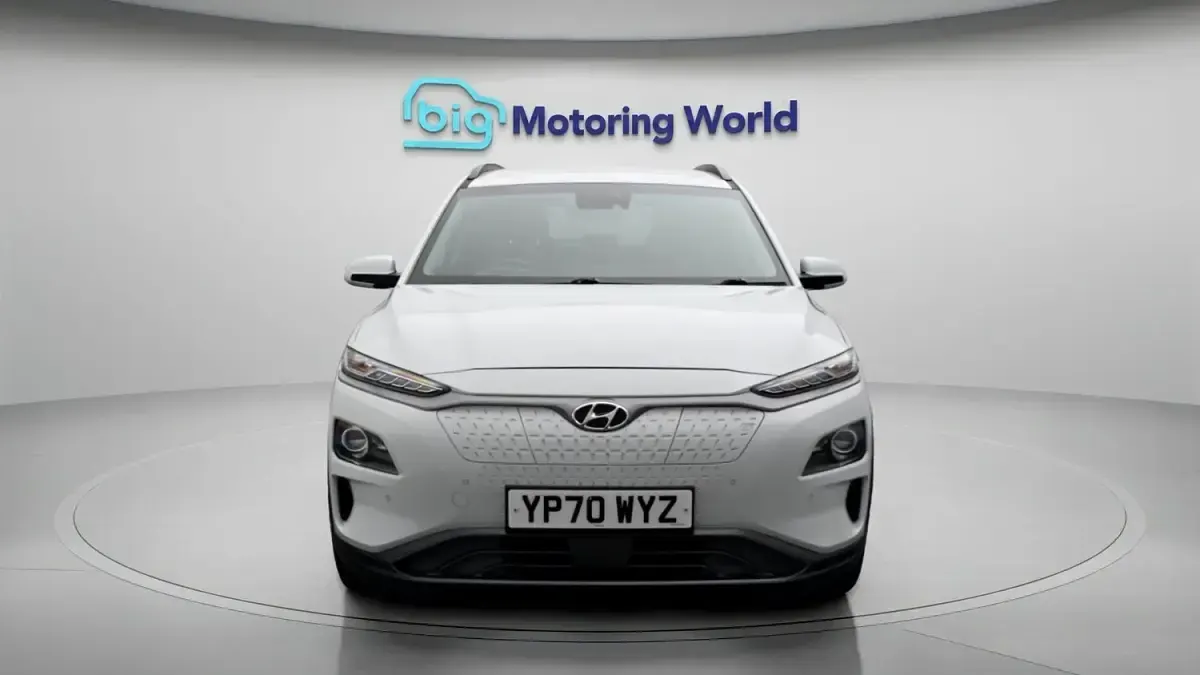 Used Hyundai Kona Premium SE 150 kW (204 HP) 2020 White SUV