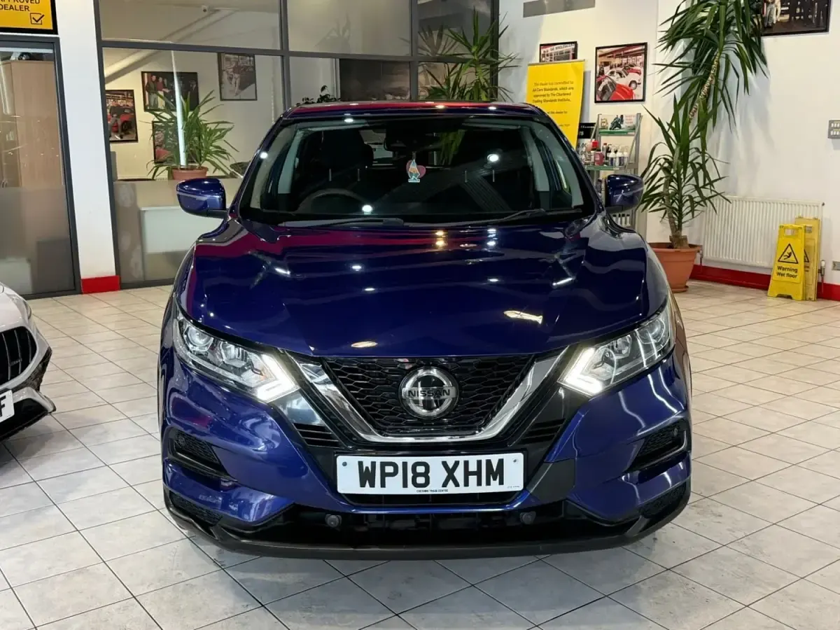 Begagnad Nissan Qashqai Visia 2018 Blå SUV