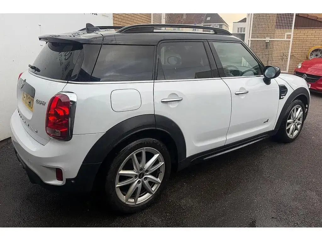 Used Mini Cooper Countryman Sport 2020 White SUV