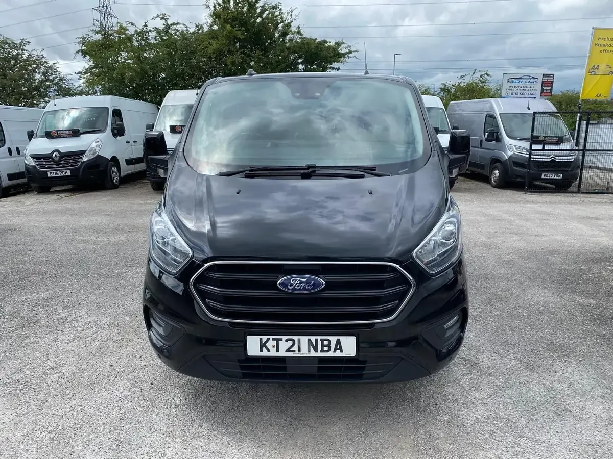 Used Ford Transit Custom Limited 130 HP (95 kW) 2021 Black Van