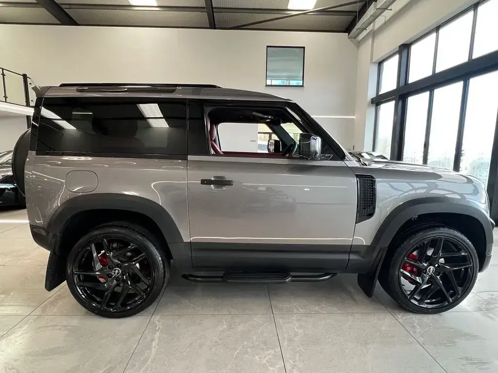 Used Land Rover Defender 296 HP (217 kW) 2021 Grey Estate