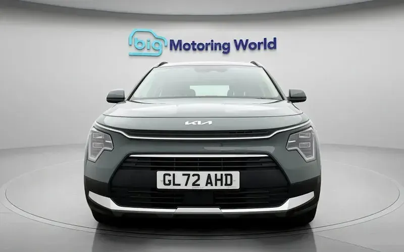 Used Kia Niro 141 HP (103 kW) 2023 Green SUV