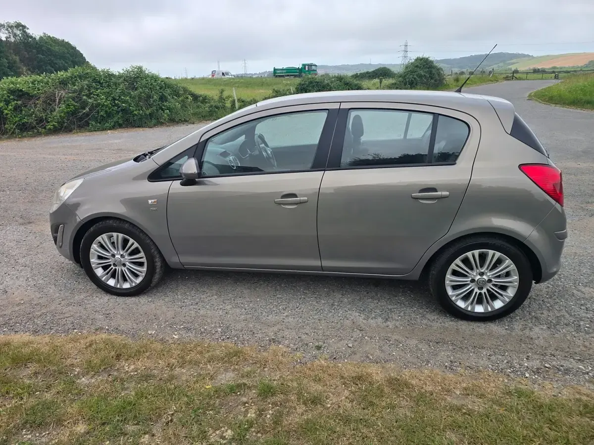 Used Vauxhall Corsa 2012 Brown Hatchback