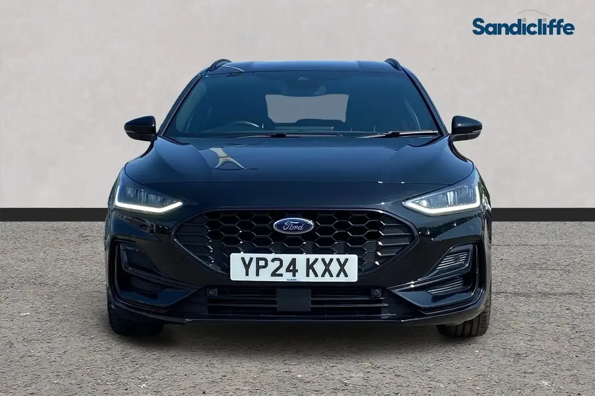 Used Ford Focus ST-Line 155 HP (114 kW) 2024 Black Estate