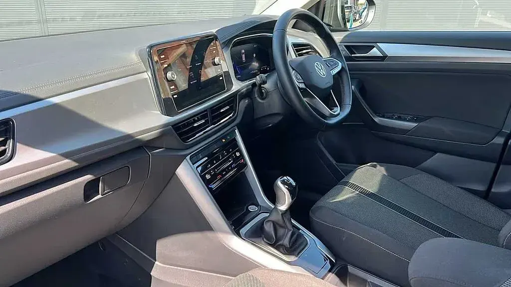 Used VW T-Roc 150 HP (110 kW) 2025 SUV