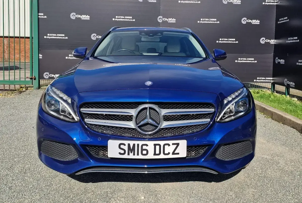 Used Mercedes C350e 2016 Blue Estate