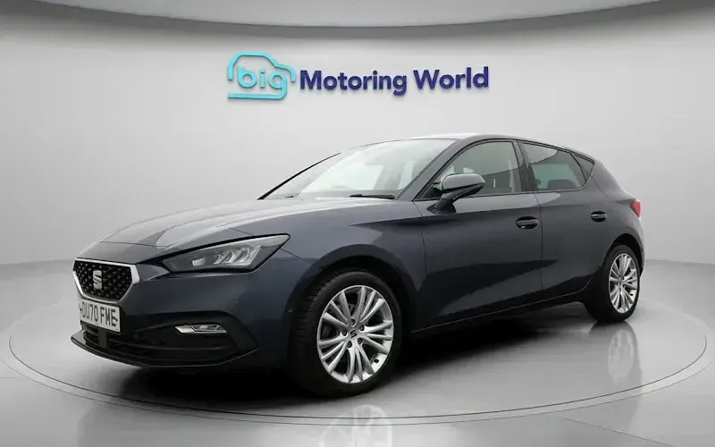 Begagnad Seat Leon SE Dynamic 110 HK (80 kW) 2023 Halvkombi