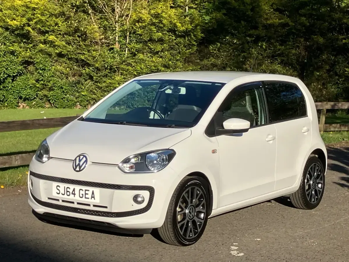 Usado VW up! Highline 2025 Branco Citadino