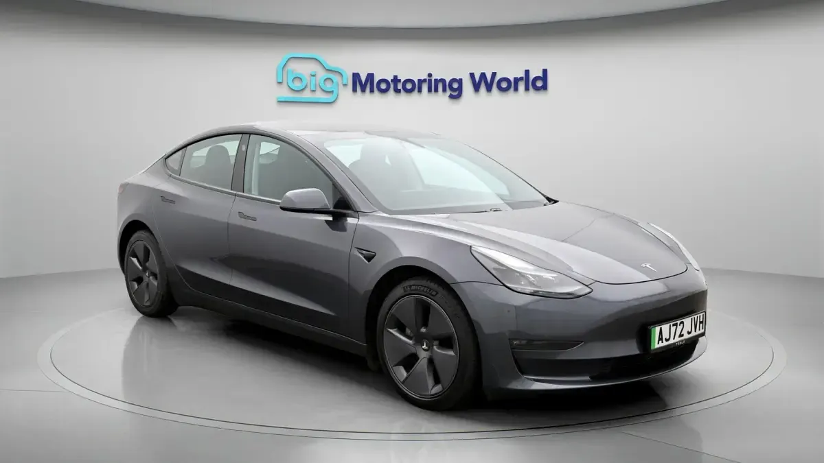 Używany Tesla Model 3 Long Range AWD 366 kW (498 KM) 2022 Sedan/Limuzyna