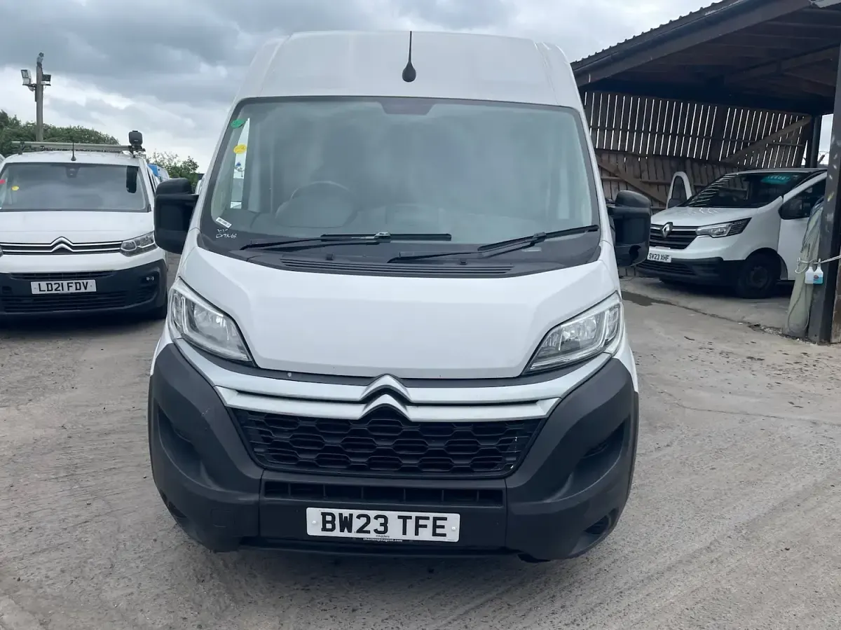 Used Citroën Relay 140 HP (102 kW) 2023 White Van