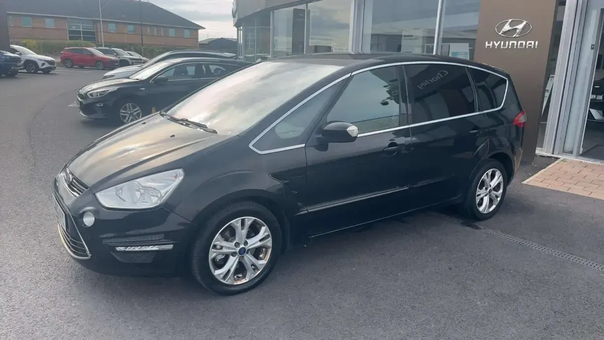 Used Ford S-MAX Titanium 163 HP (119 kW) 2013 Black MPV