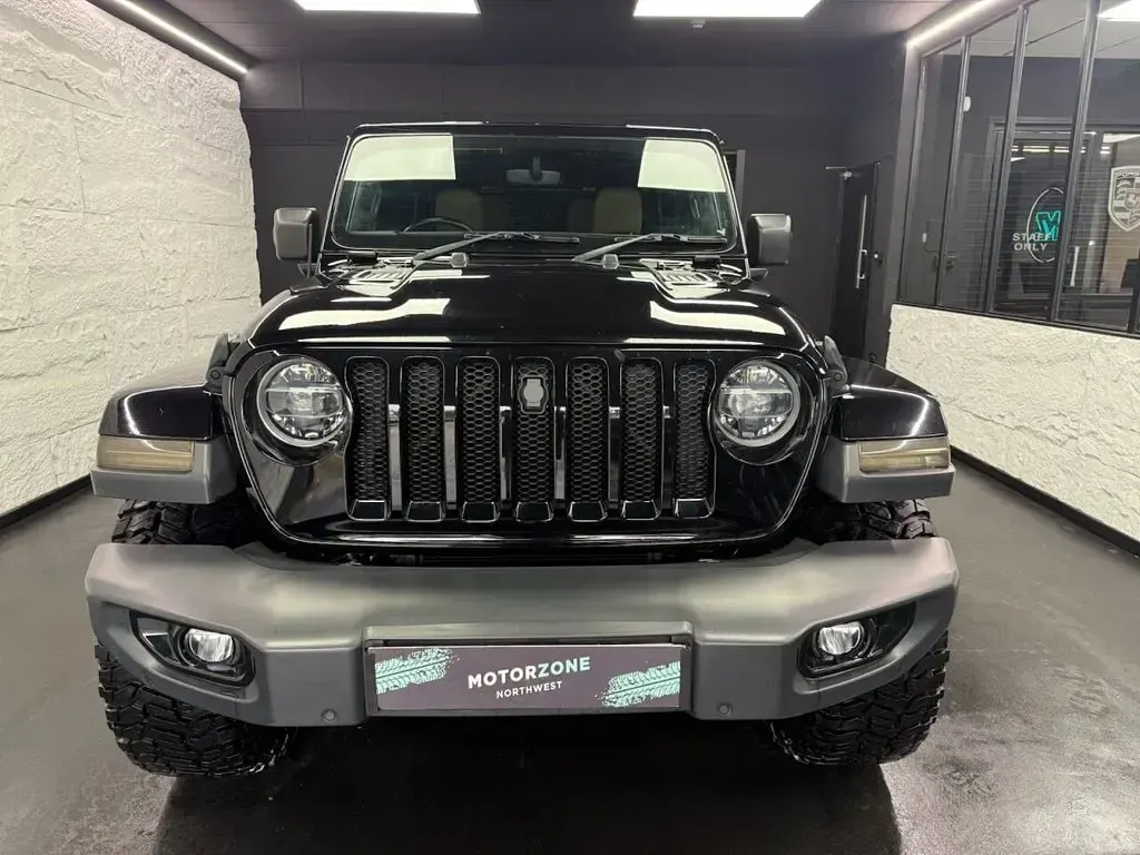 Used Jeep Wrangler Sahara 200 HP (147 kW) 2019 Black SUV