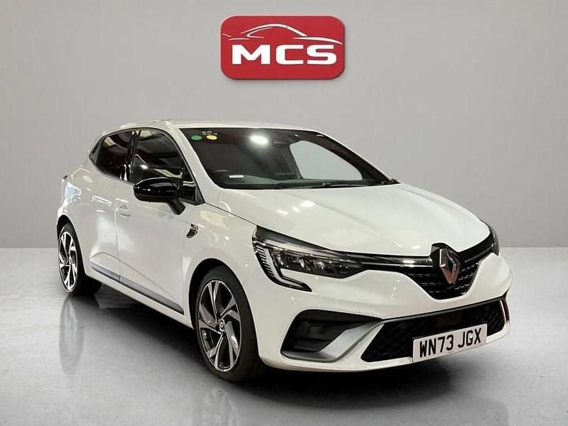 Used Renault Clio V RS Line 90 HP (66 kW) 2023 White Hatchback