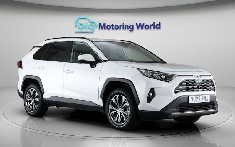 Used 2024 Toyota RAV4 Hybrid Design SUV | £25,000 (Super price) - Image 1/4