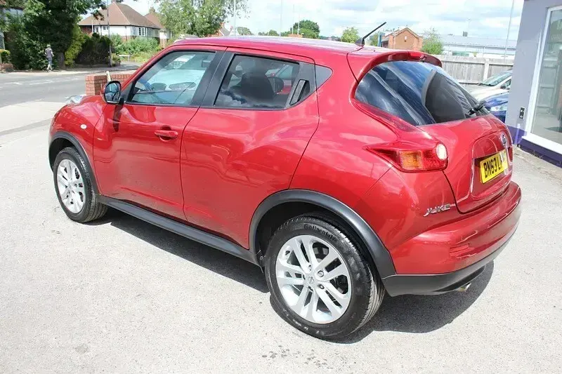 Used Nissan Juke Acenta Premium 2013 Red SUV