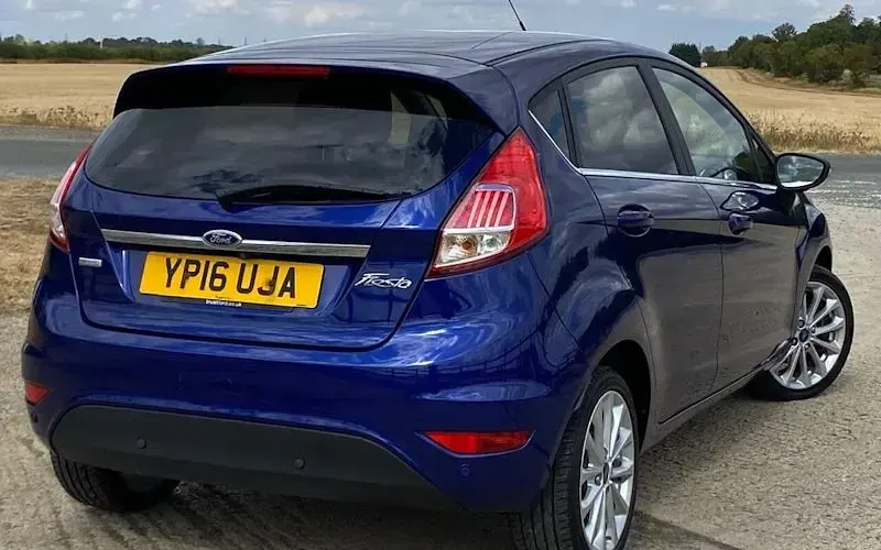 Used Ford Fiesta Titanium X 101 HP (74 kW) 2016 Blue Hatchback