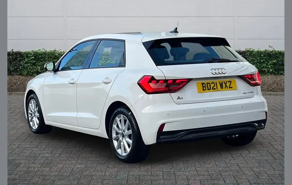 Used Audi A1 Sport 108 HP (79 kW) 2021 White SUV