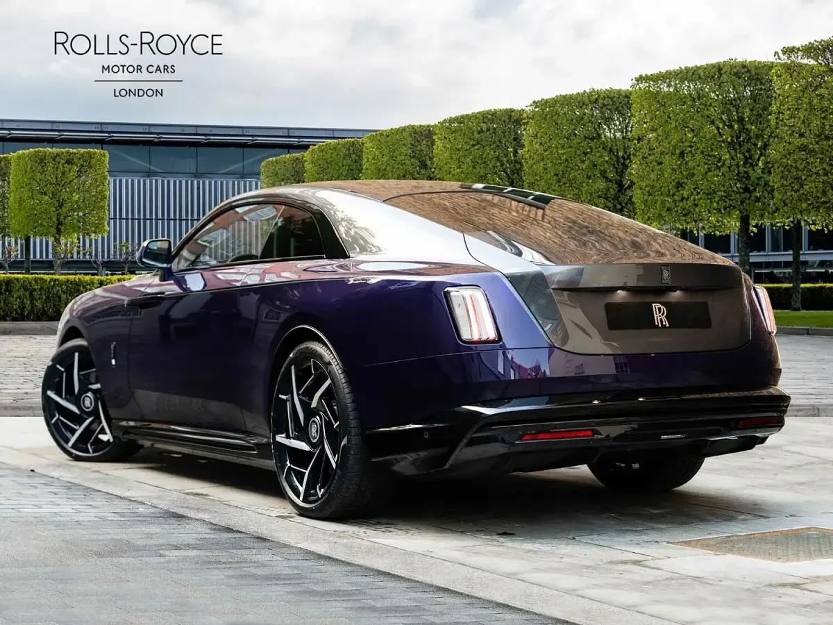 New Rolls Royce Spectre 430 kW (585 HP) 2026 Vapour violet + gunmetal Coupe